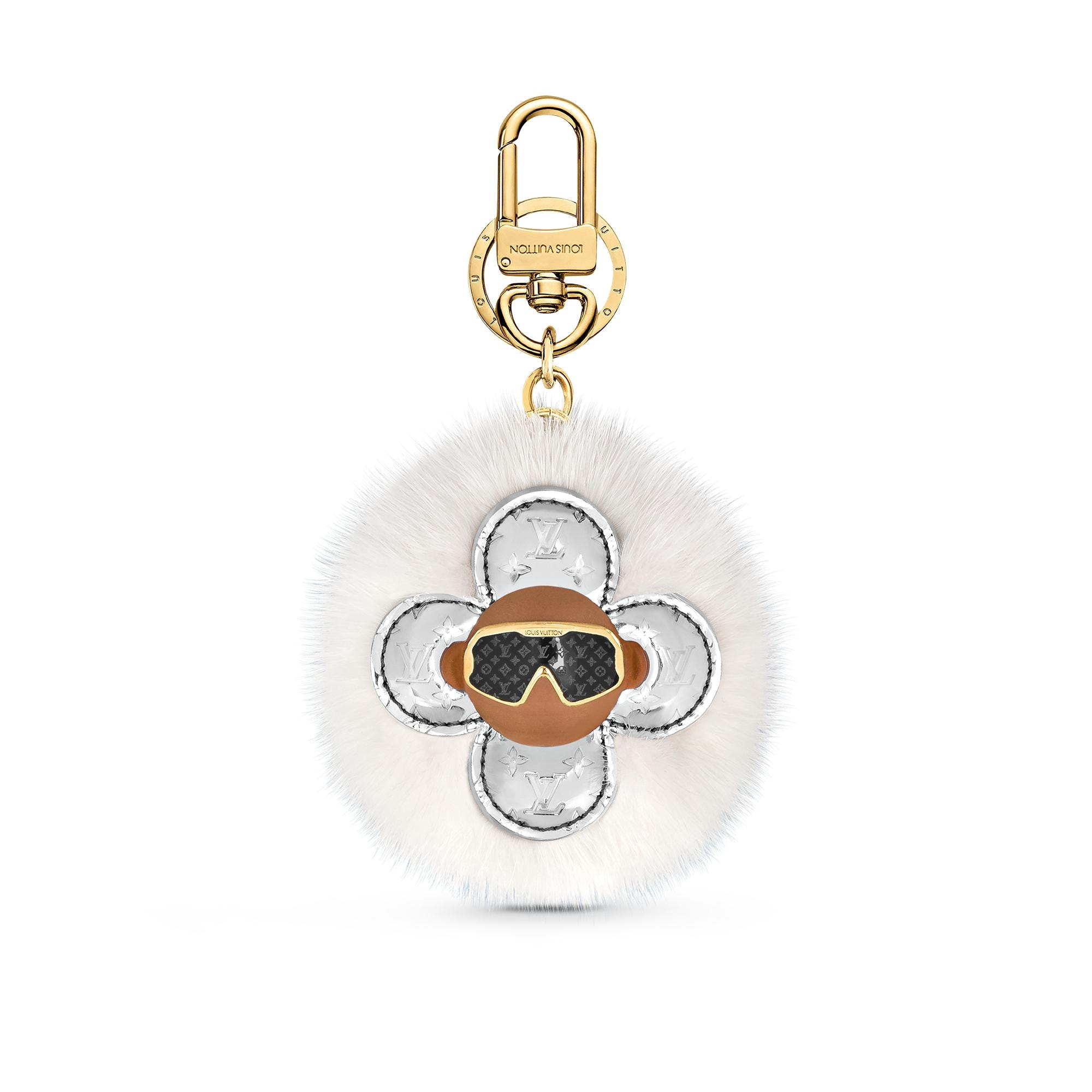 S00 Discontinued Product Obs 13 Snow Vivienne Bag Charm and Key Holder | Louis Vuitton ® (Product zoom)