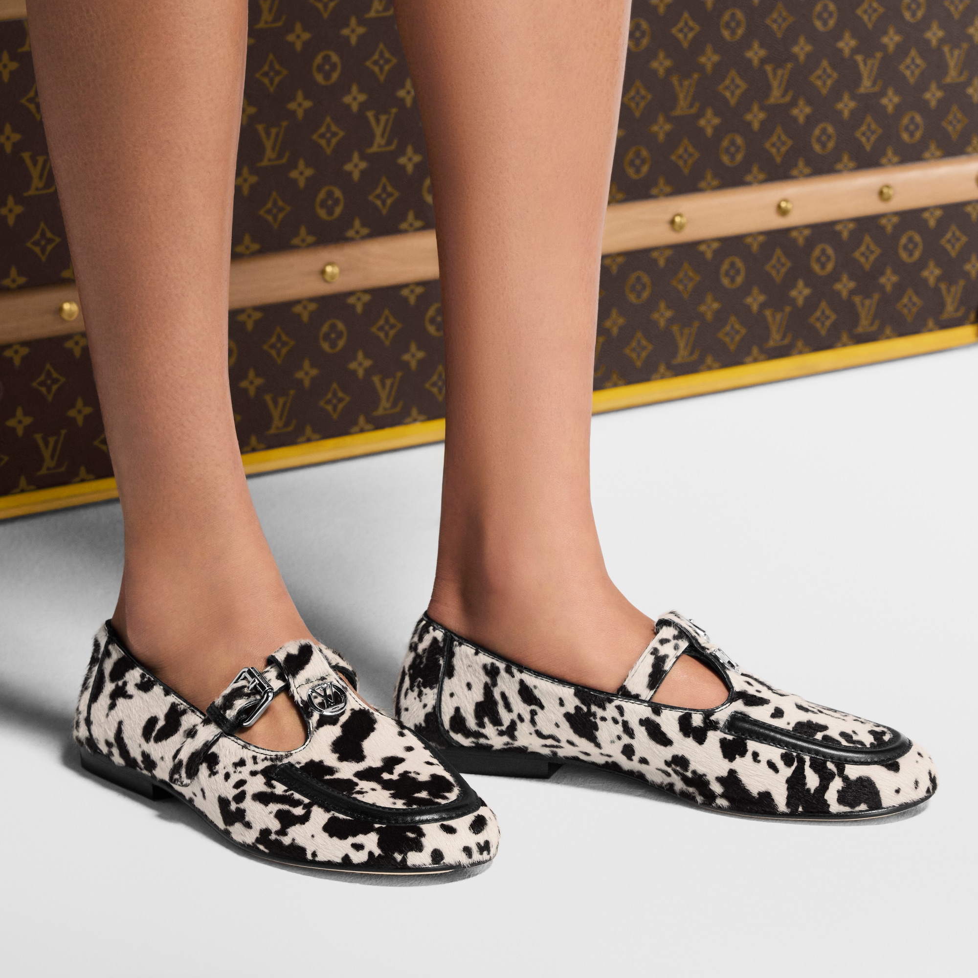  Shoes Loafers and Ballerinas Soho Mary Jane Flat Loafer | Louis Vuitton ® (Product zoom)
