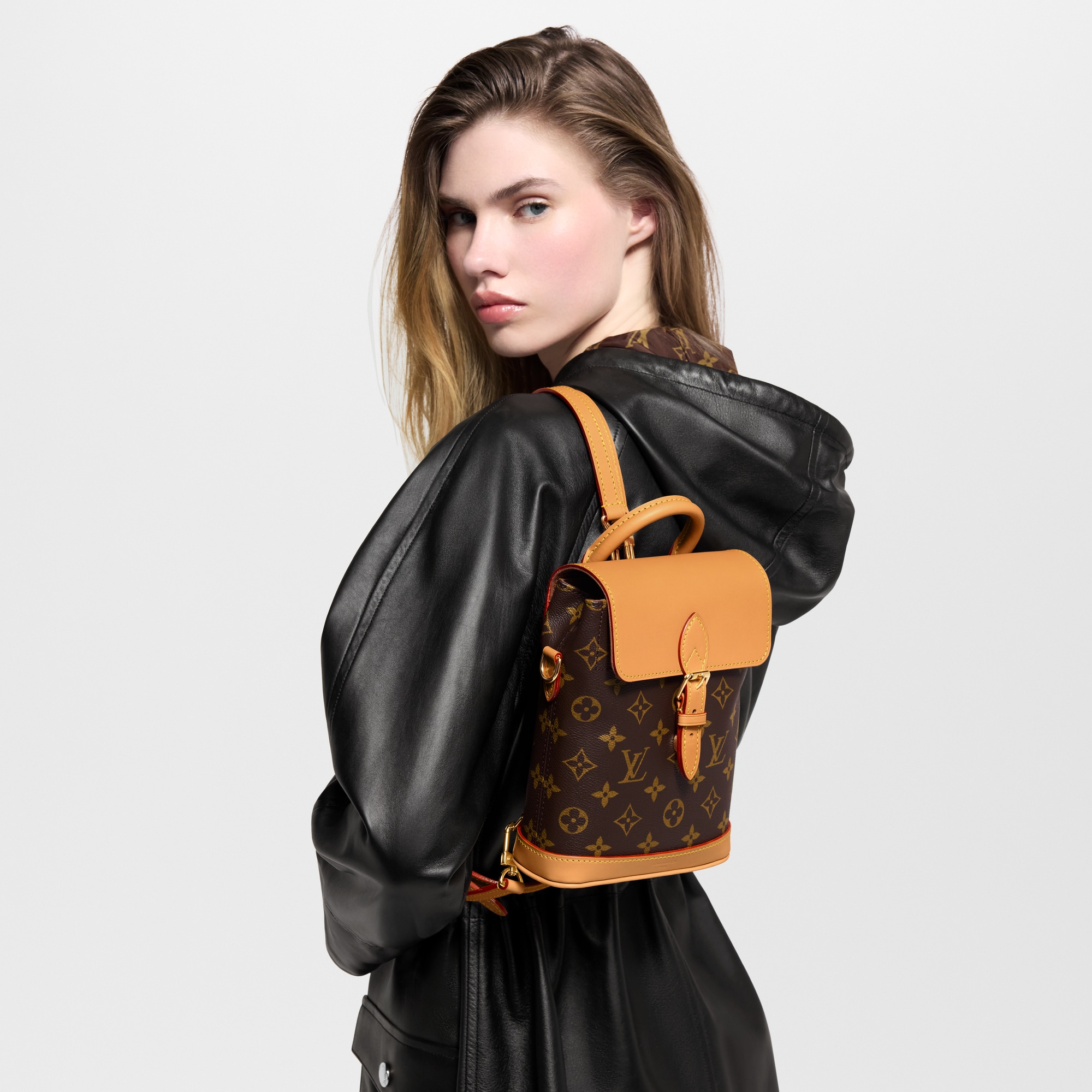 Monogram Handbags All Handbags Soho Mini | Louis Vuitton ® (Product zoom)