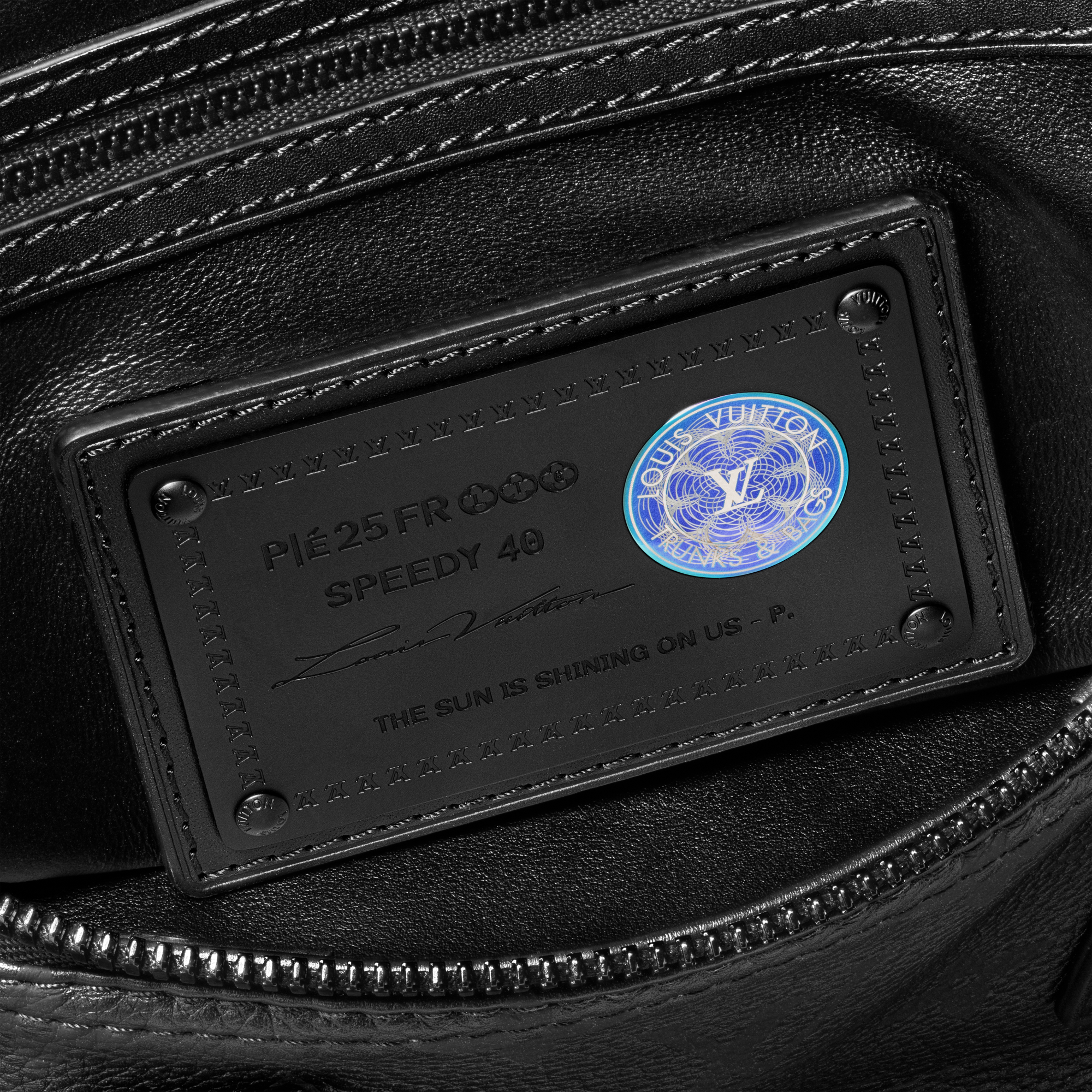 Other Leathers Leather Goods and Travel Speedy P9 Speedy P9 Bandoulière 40 | Louis Vuitton ® (Product zoom)