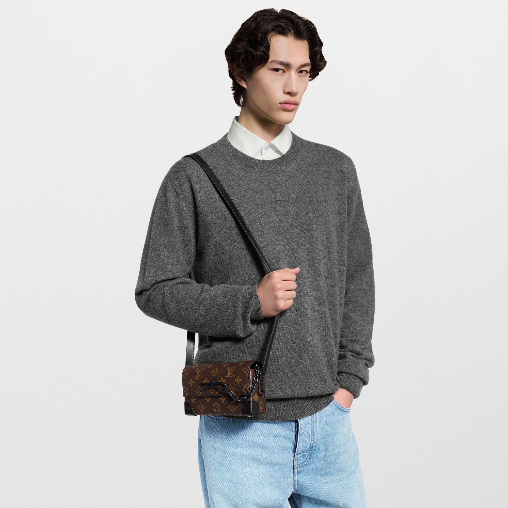 Monogram Macassar Canvas Small Leather Goods Mini Bags Steamer Wearable Wallet | Louis Vuitton ® (Product zoom)
