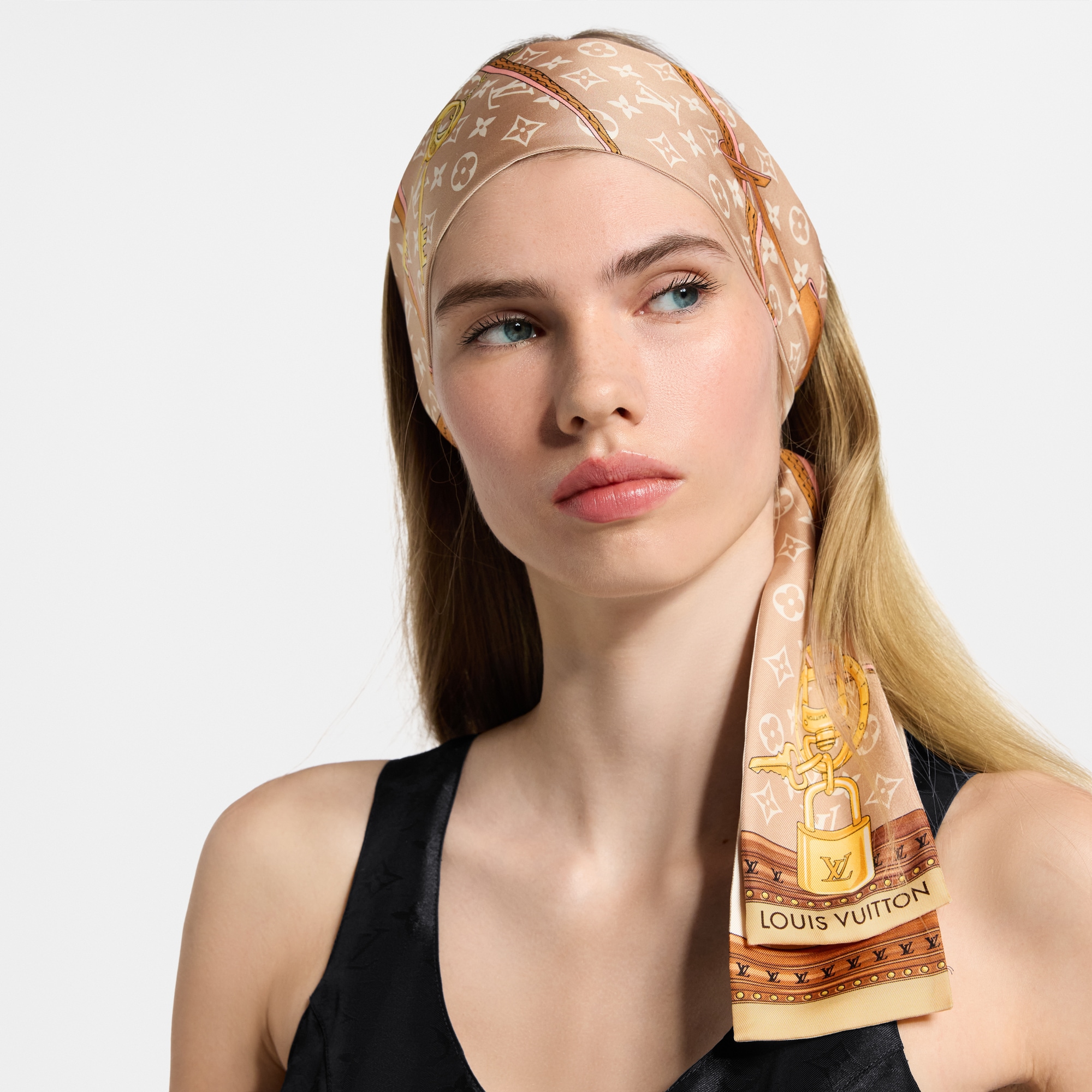 Strap And Trunk Bandeau S00 - Women - Accessories | LOUIS  display picture 1