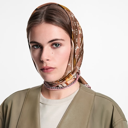 S00 Accessories Silk Squares and Bandeaus Strap And Trunk Square 70 | Louis Vuitton ® (Product zoom)