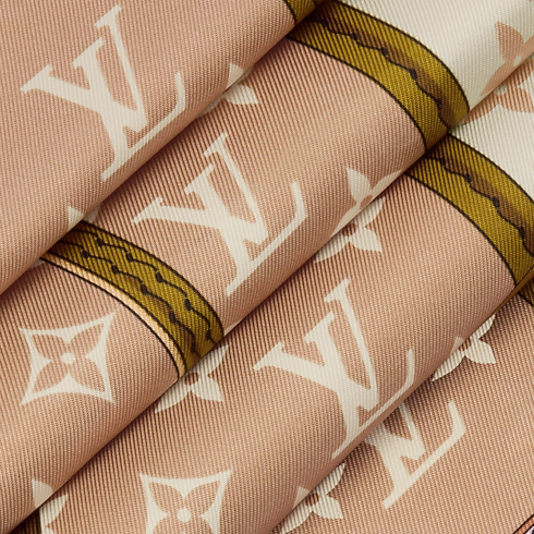S00 Accessories Silk Squares and Bandeaus Strap And Trunk Square 70 | Louis Vuitton ® (Product zoom)