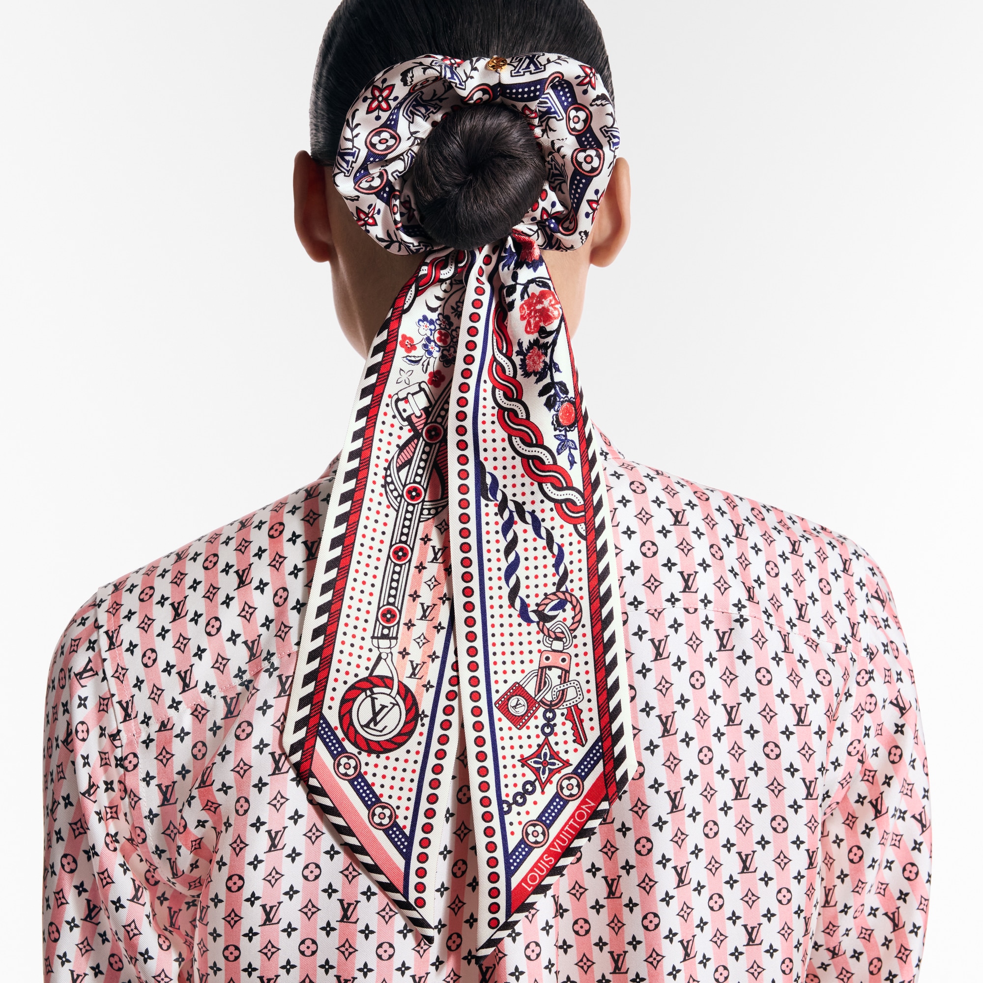 S00 Accessories Hair Accessories Summer Garden Scrunchie | Louis Vuitton ® (Product zoom)