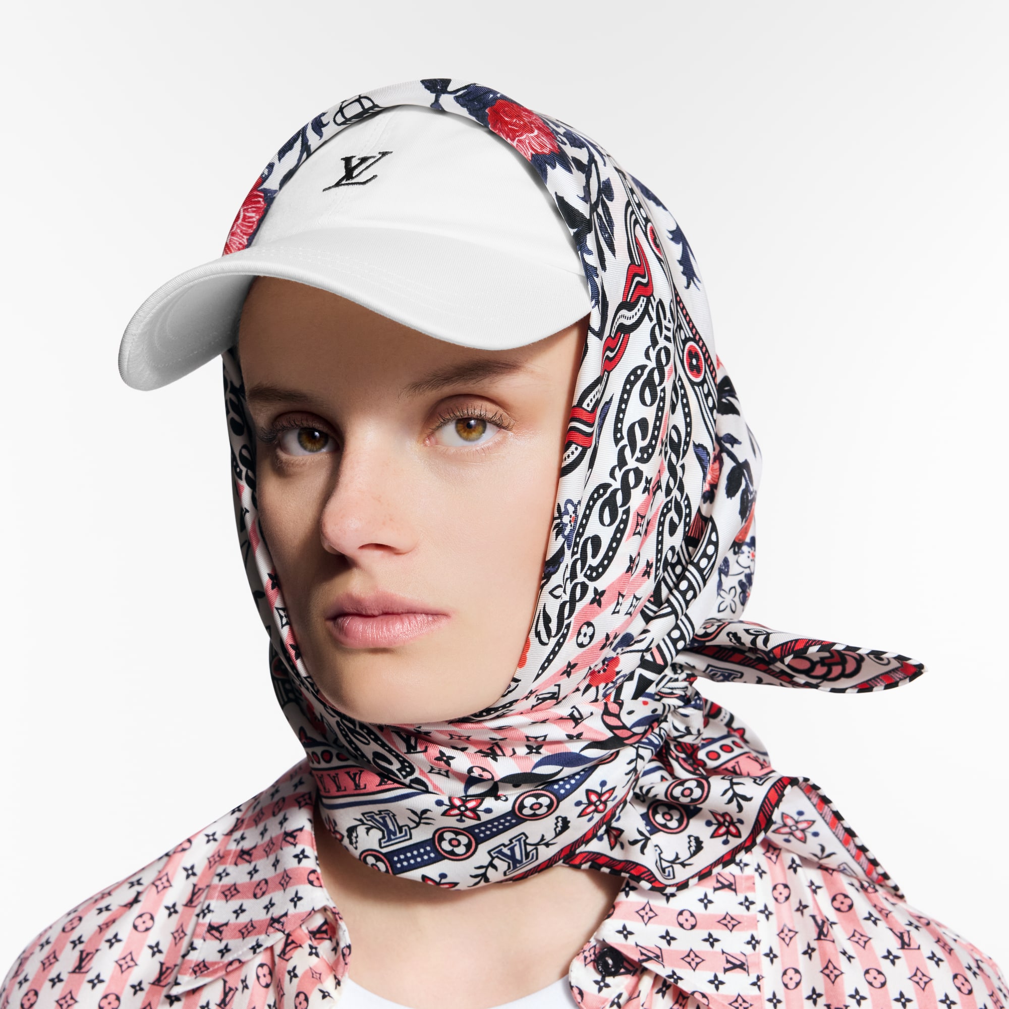 S00 Accessories Silk Squares and Bandeaus  Summer Garden Square 90 | Louis Vuitton ® (Product zoom)
