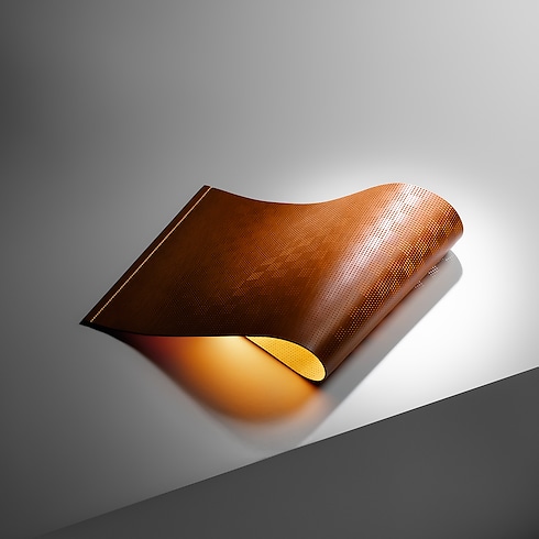 Highlights Art of Living Campaign Surface Lamp By Nendo | Louis Vuitton ® (Product zoom)
