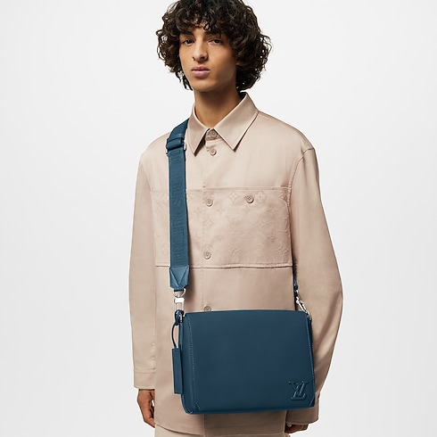LV Aerogram Bags All Bags Takeoff Messenger | Louis Vuitton ® (Product zoom)