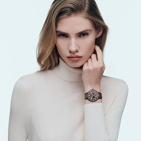 All Watches } Tambour, Automatic, 40mm, Ceramic and Rose Gold | Louis Vuitton ® (Product zoom)