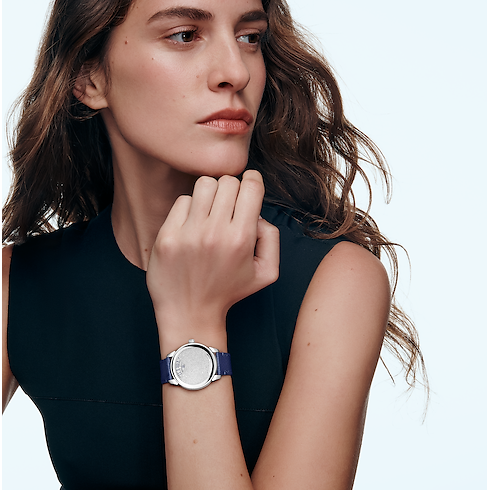 All Watches } Tambour Convergence, Automatic, 37mm, Platinum and diamonds | Louis Vuitton ® (Product zoom)