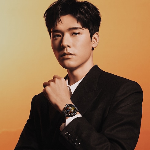 Tech Objects and Accessories Audio, Connected Watches and Accessories Tambour Horizon Light Up Connected Watch | Louis Vuitton ® (Product zoom)