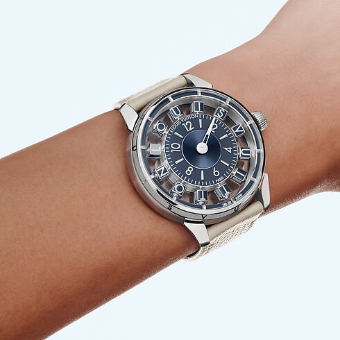 All Watches } Tambour Spin Time Air, Automatic, 42.5mm, White gold | Louis Vuitton ® (Product zoom)