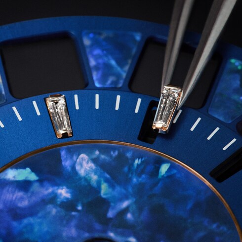 All Watches } Tambour Spin Time, Automatic, 39.5mm, Rose gold, opal and sapphires | Louis Vuitton ®