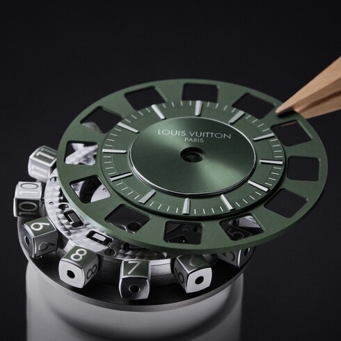 All Watches } Tambour Spin Time, Automatic, 39.5mm, White gold | Louis Vuitton ®