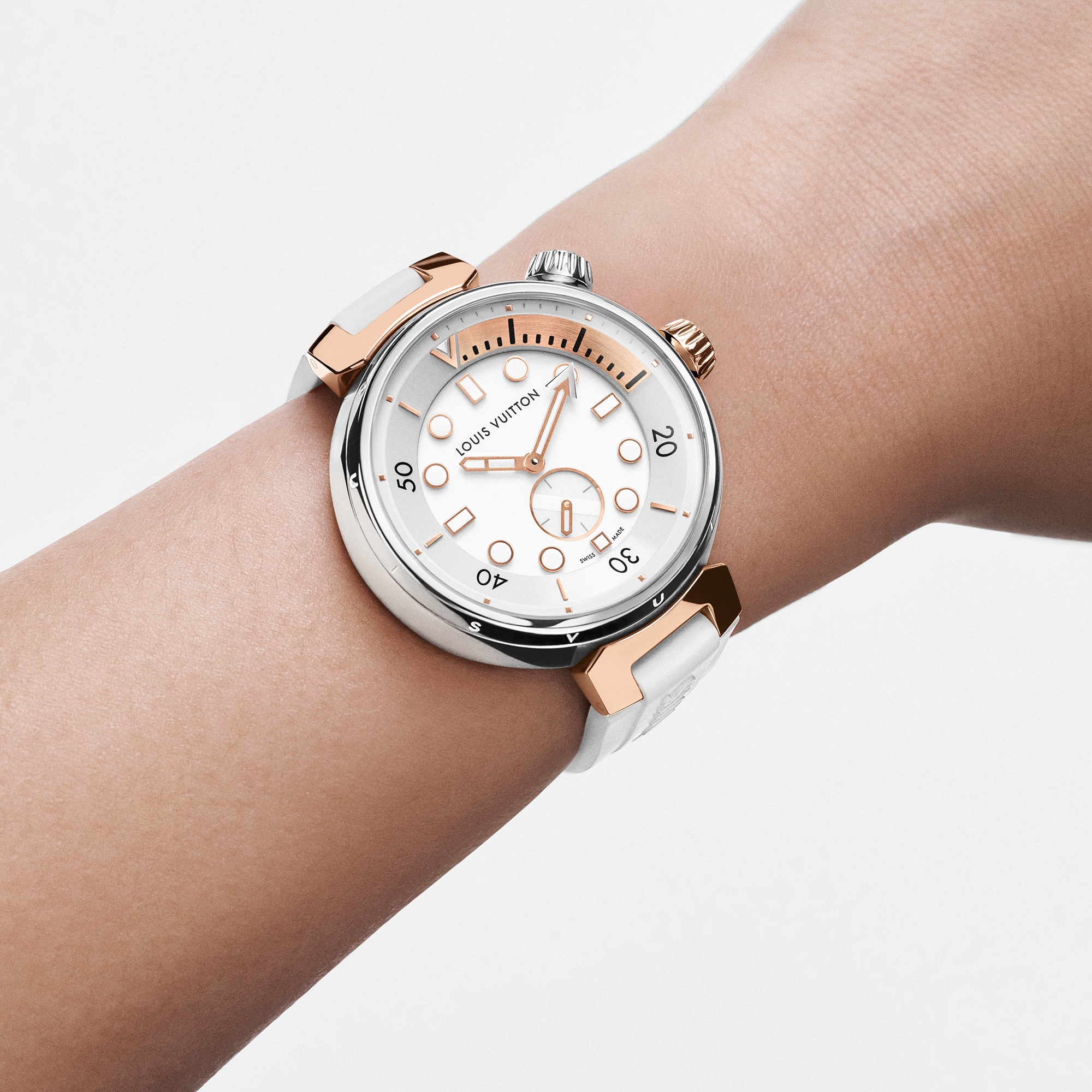  All Watches } Tambour Street Diver, Quartz, 39.5mm, Steel and Rose Gold | Louis Vuitton ® (Product zoom)