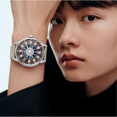 All Watches } Tambour Taiko Spin Time Air, Automatic, 42.5mm, White gold, Hawk's eye and diamonds | Louis Vuitton ® (Product zoom)