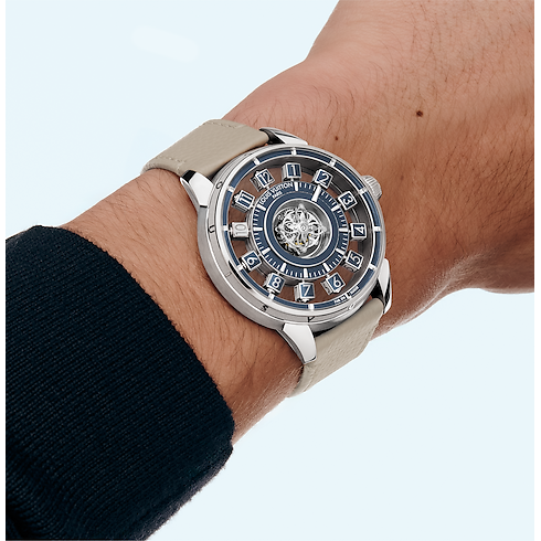 All Watches } Tambour Taiko Spin Time Air Flying Tourbillon, Automatic, 42.5mm, White gold | Louis Vuitton ® (Product zoom)