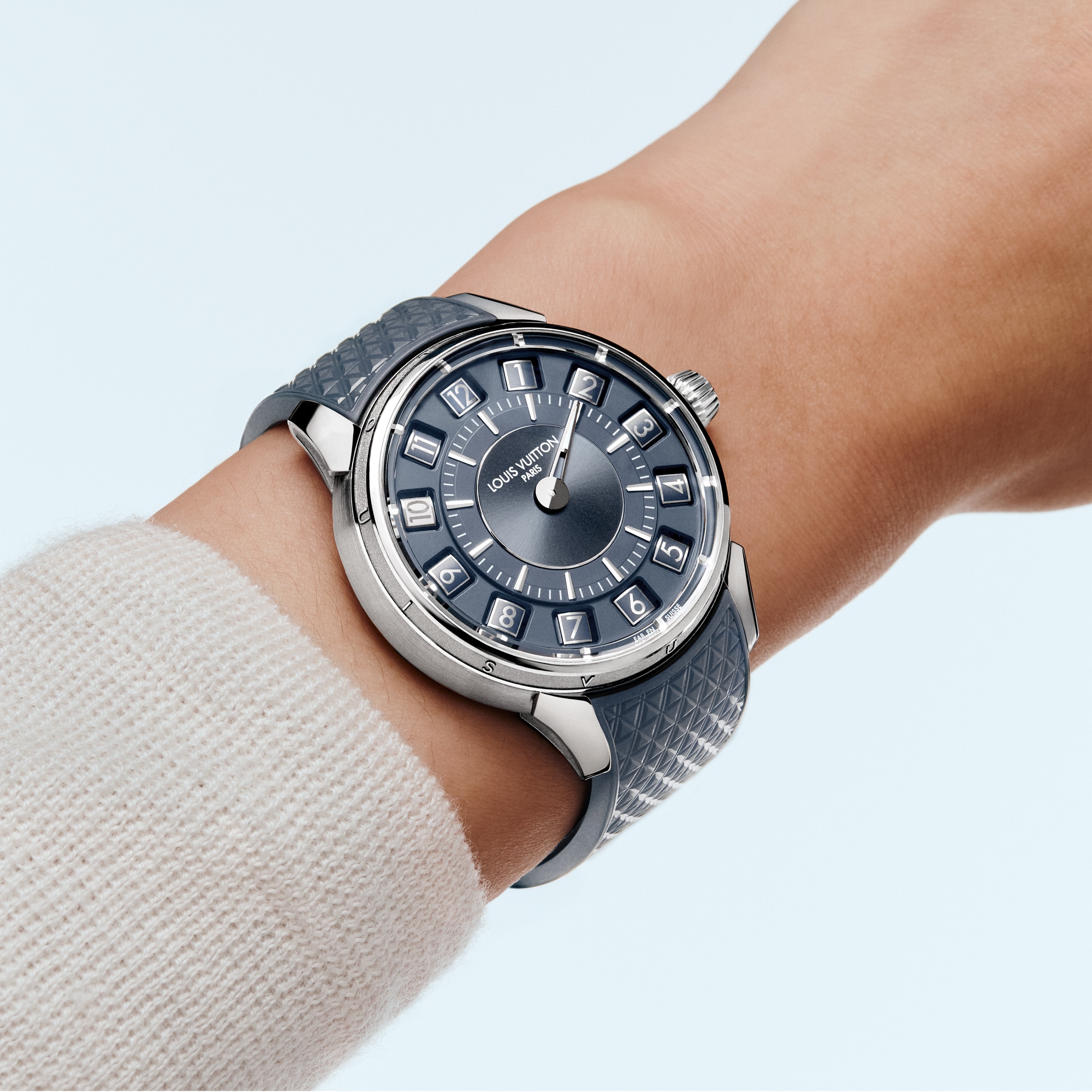  All Watches } Tambour Taiko Spin Time, Automatic, 39.5mm, White gold | Louis Vuitton ® (Product zoom)