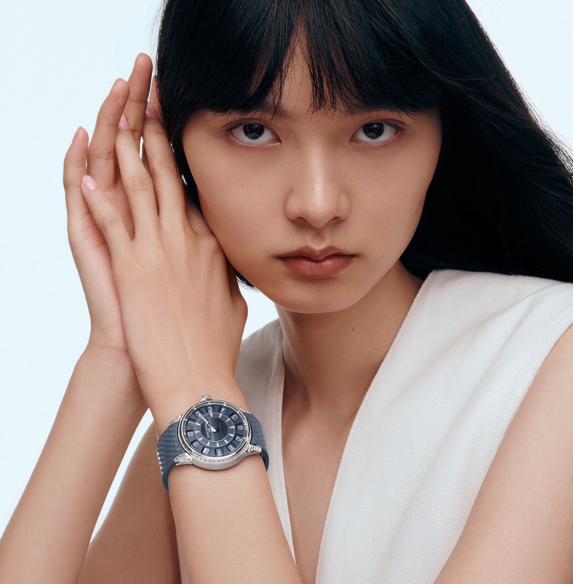  All Watches } Tambour Taiko Spin Time, Automatic, 39.5mm, White gold, Hawk