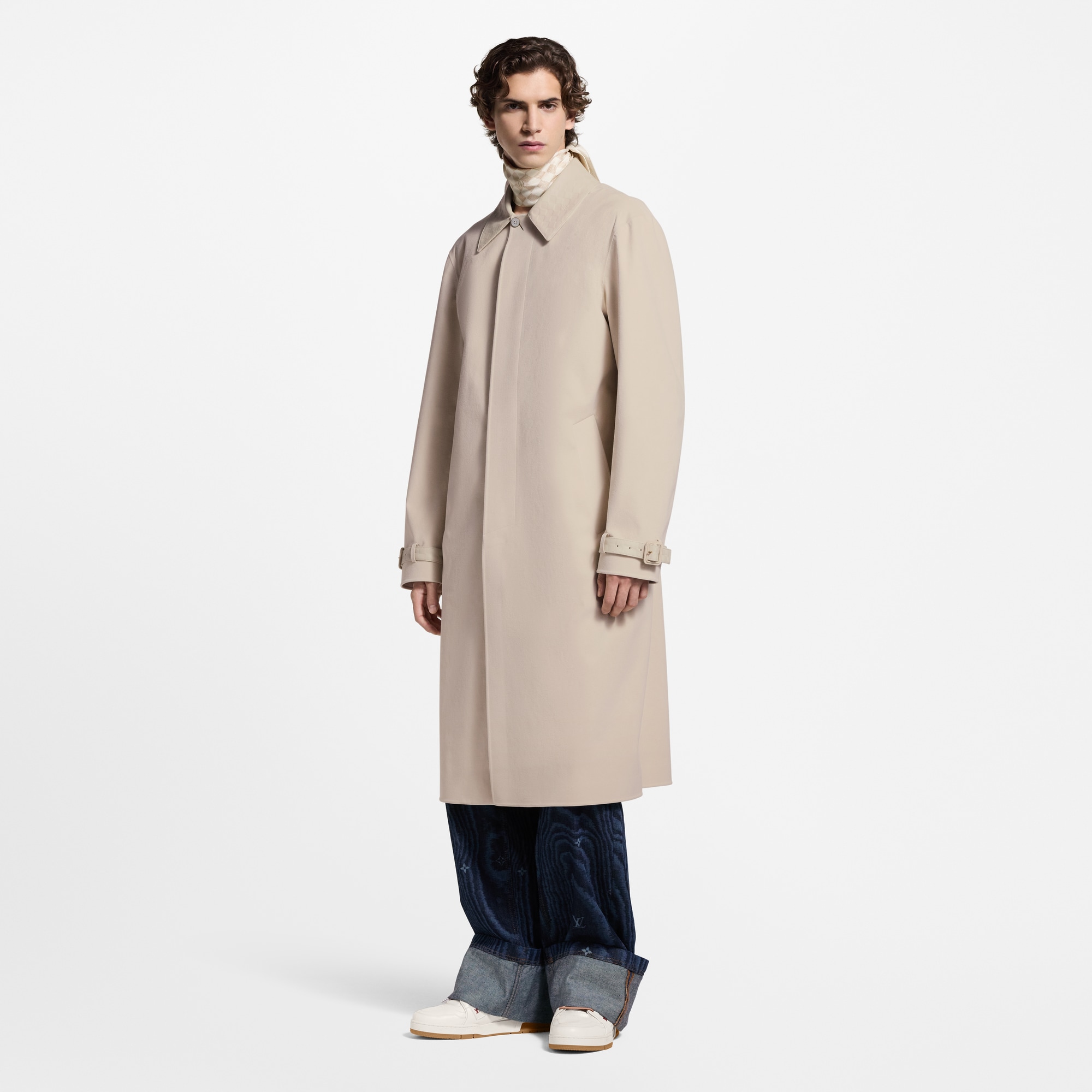  Ready-to-Wear Coats and Outerwear Technical Velvet Raincoat | Louis Vuitton ® (Product zoom)