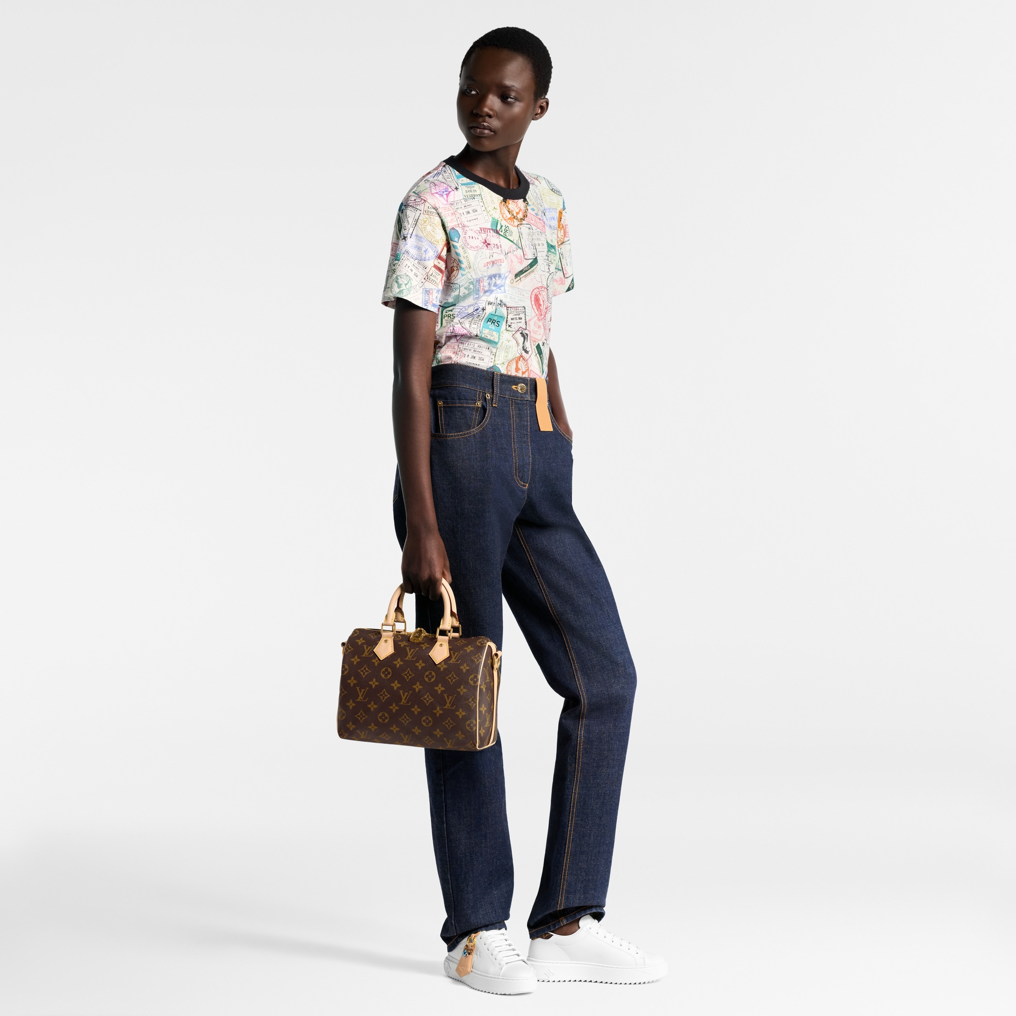  Shoes Sneakers Time Out Sneaker | Louis Vuitton ® (Product zoom)