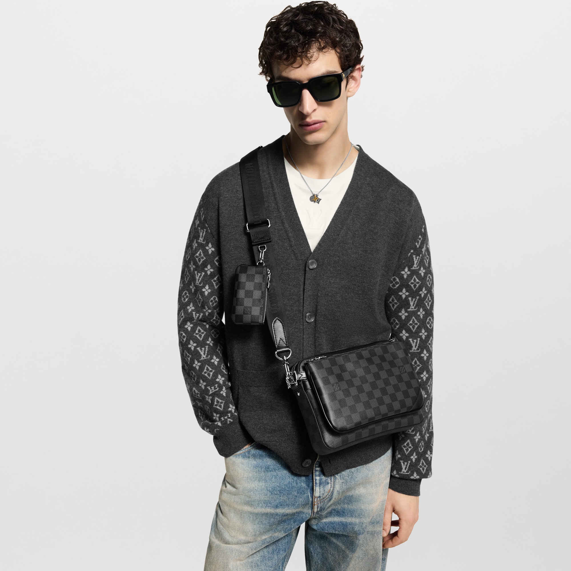 Damier Graphite Canvas Bags All Collections Trio Messenger | Louis Vuitton ® (Product zoom)