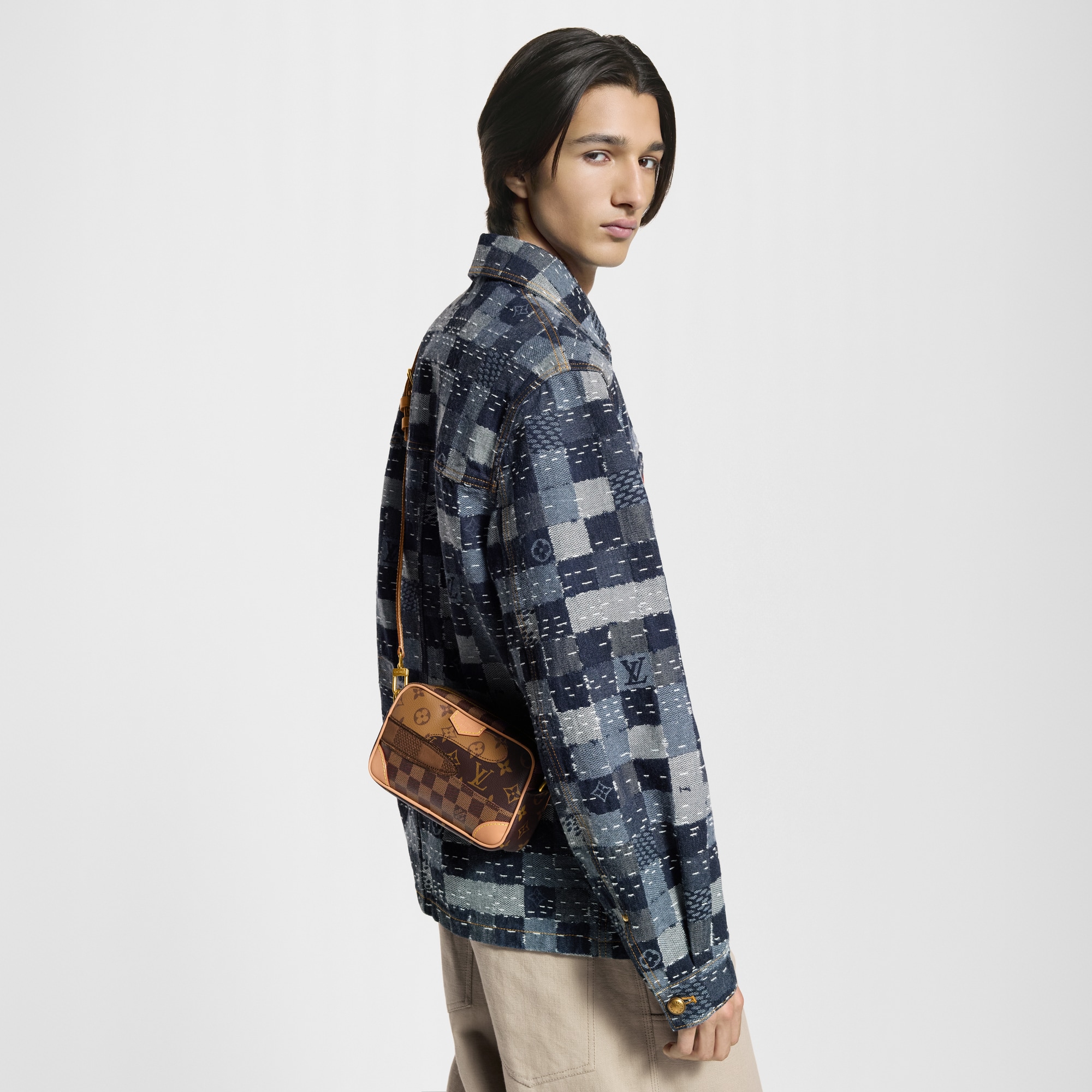 Other Canvas Small Leather Goods Mini Bags Trocadéro Wearable Wallet | Louis Vuitton ® (Product zoom)