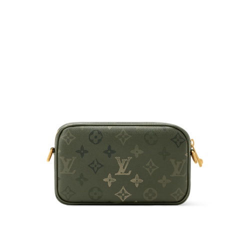 Monogram Heritage Holiday Gifts For Him } Trocadéro Wearable Wallet | Louis Vuitton ® (Product zoom)