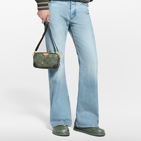 Monogram Heritage Holiday Gifts For Him } Trocadéro Wearable Wallet | Louis Vuitton ® (Product zoom)