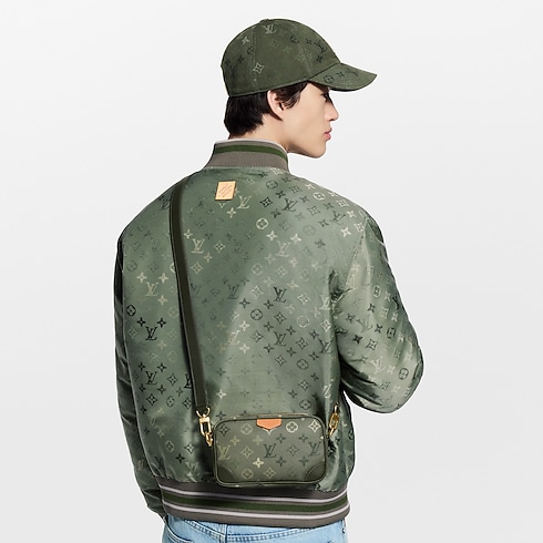 Monogram Heritage Holiday Gifts For Him } Trocadéro Wearable Wallet | Louis Vuitton ® (Product zoom)