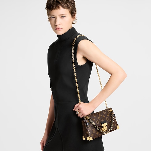 Monogram Handbags All Handbags Trunkie East West | Louis Vuitton ® (Product zoom)