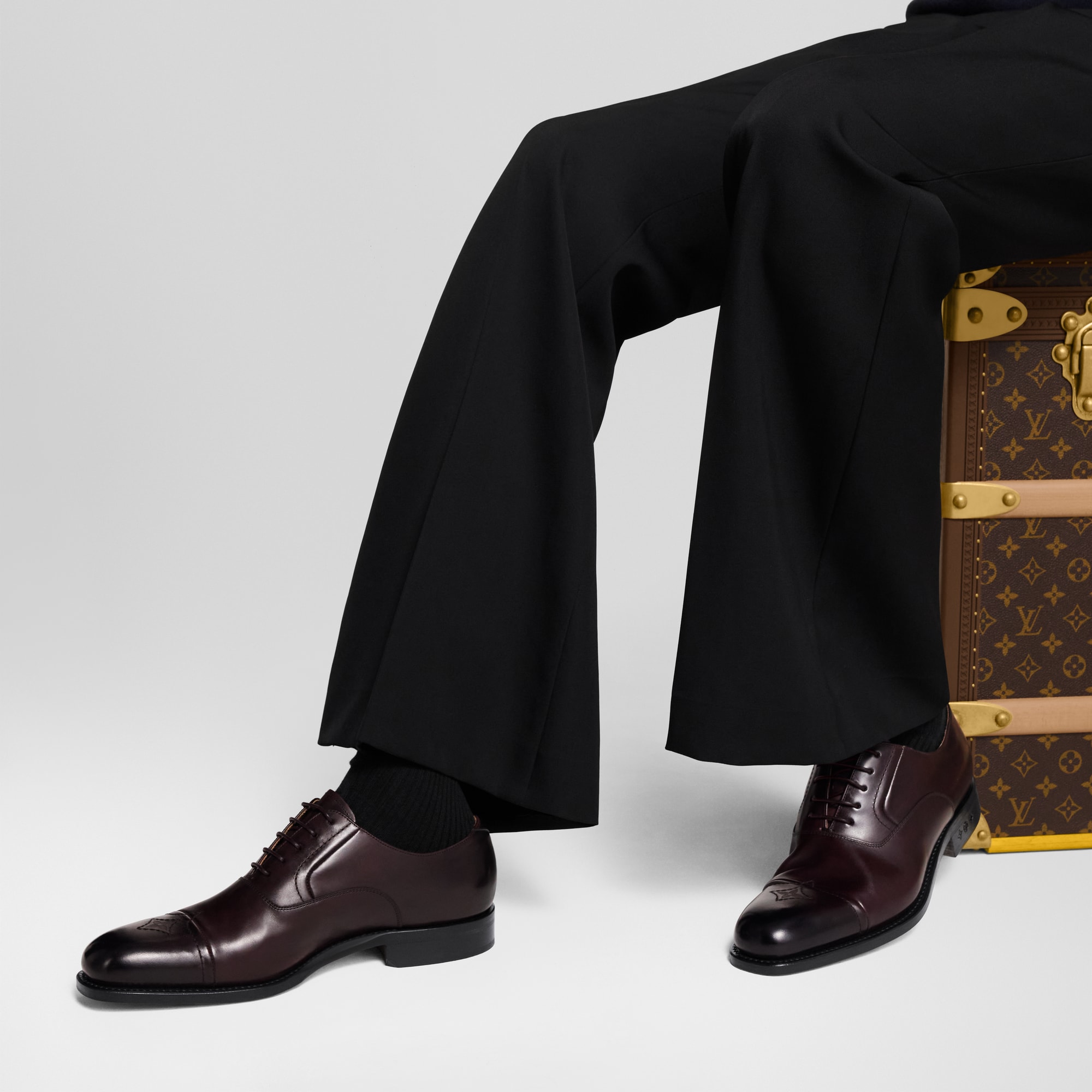  Shoes Buckles and Lace-Ups Varenne Richelieu | Louis Vuitton ® (Product zoom)