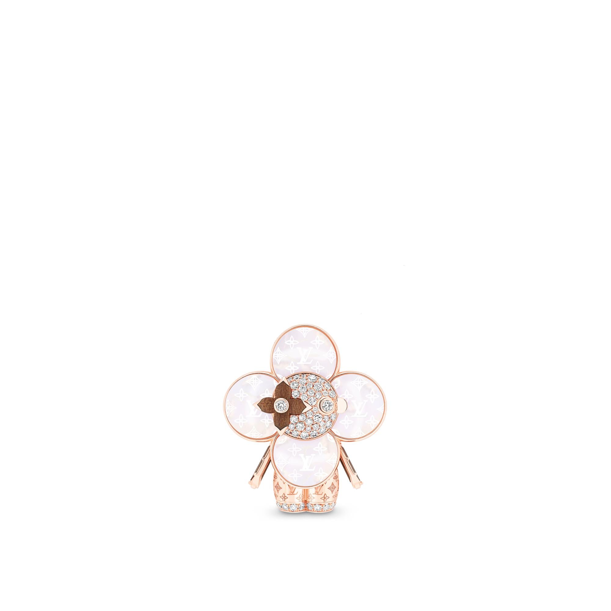  Categories All Fine Jewelry Vivienne Monogram Pendant, Pink Gold, Mother-Of-Pearl, Wood & Diamonds | Louis Vuitton ® (Product zoom)