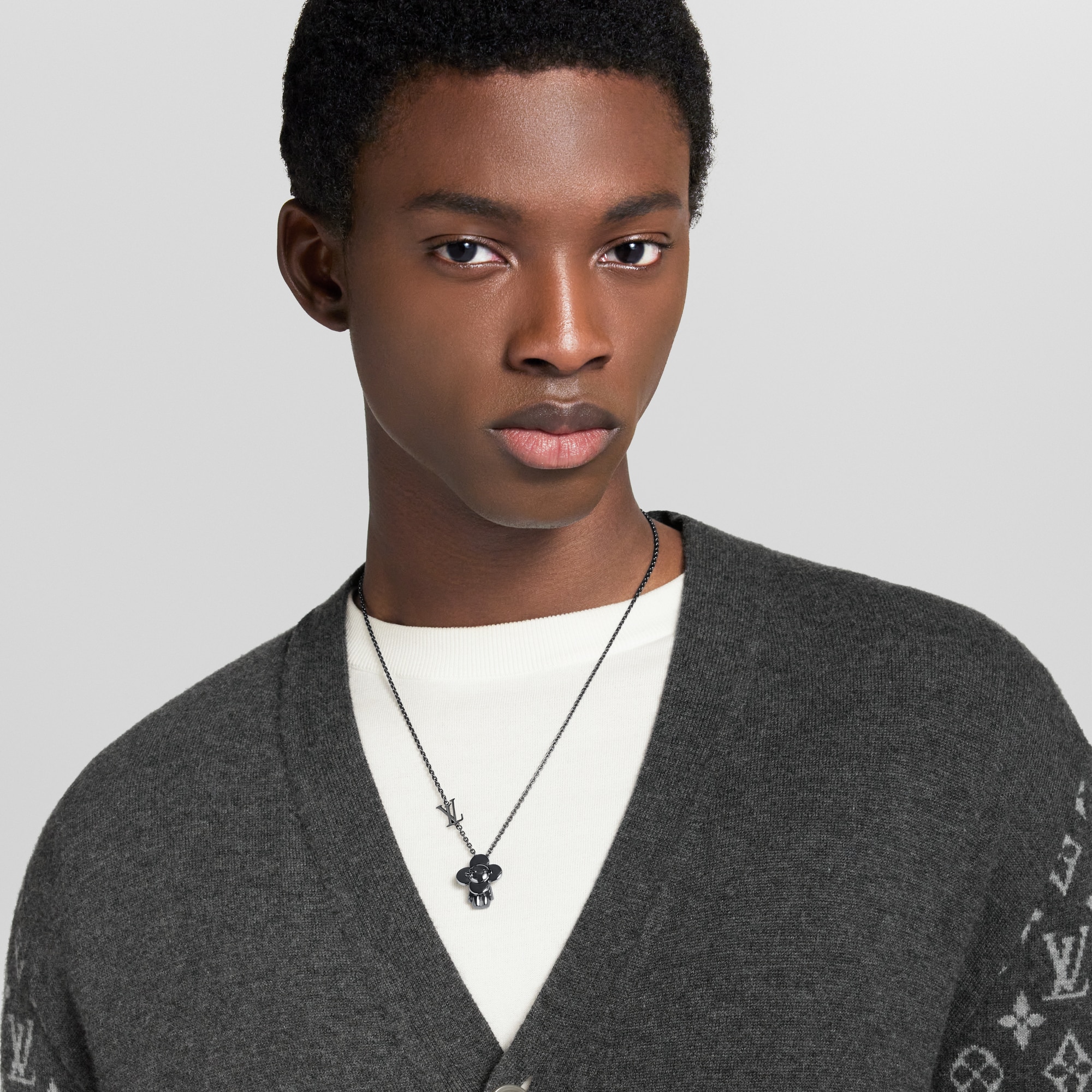 S00 Accessories New This Season Vivienne Pendant | Louis Vuitton ® (Product zoom)