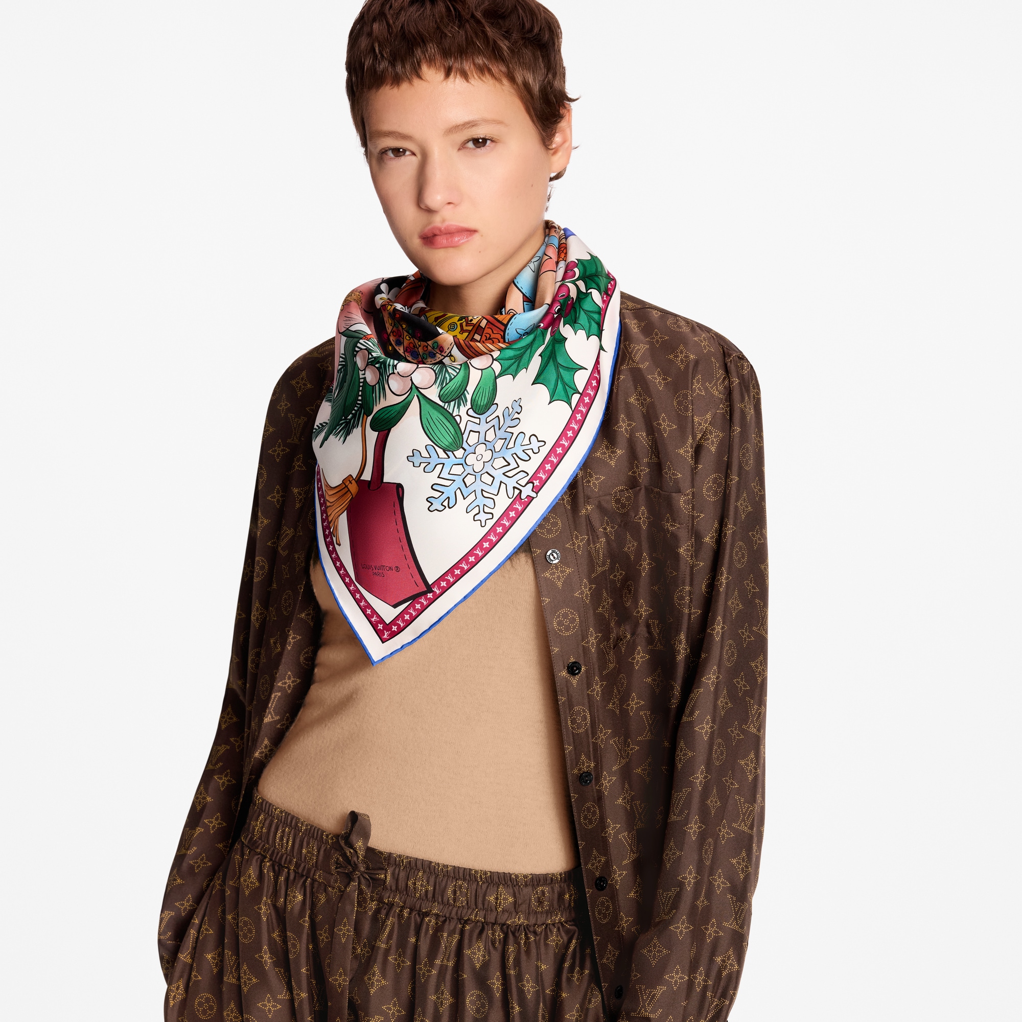S00 Accessories Silk Squares and Bandeaus  Vivienne Winter Celebration Square 90 | Louis Vuitton ® (Product zoom)