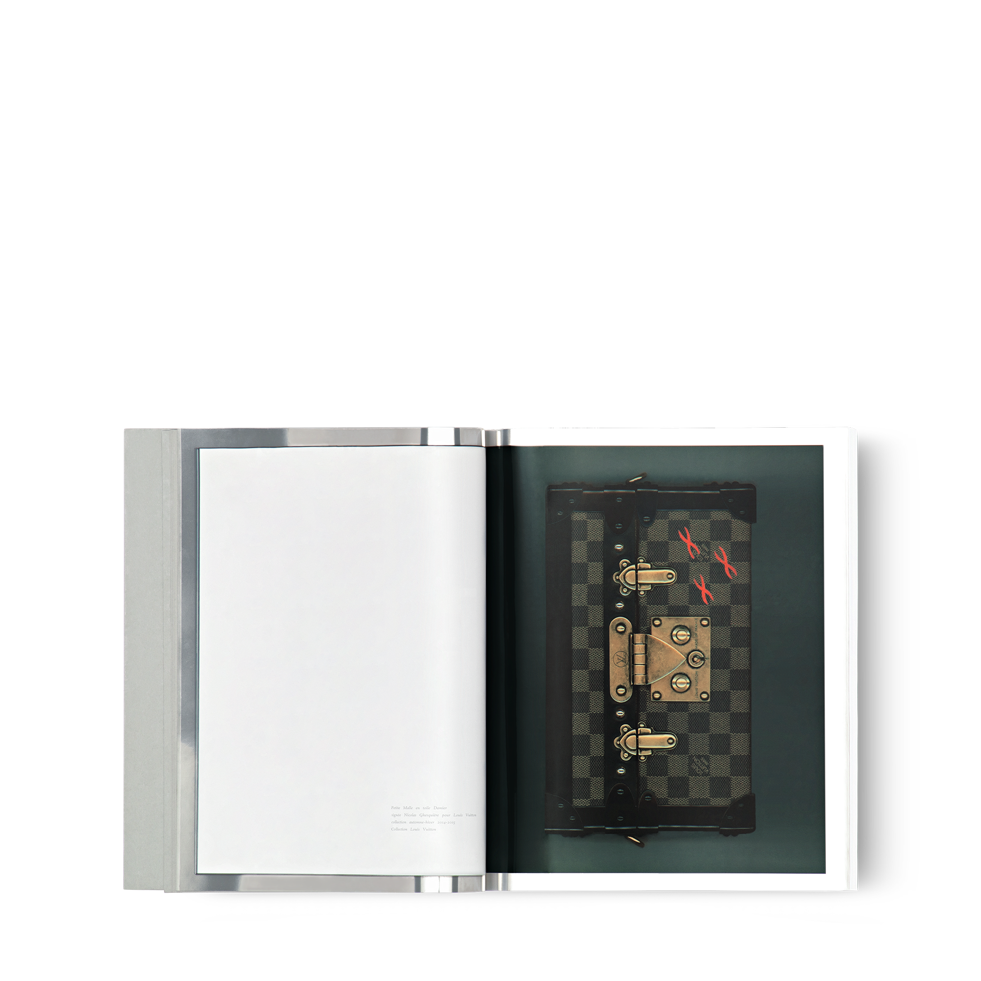  Library Hard Cover Books Volez Voguez Voyagez - Louis Vuitton catalogue, French version | Louis Vuitton ® (Product zoom)