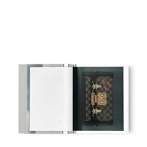 Library Hard Cover Books Volez Voguez Voyagez - Louis Vuitton catalogue, French version | Louis Vuitton ® (Product zoom)