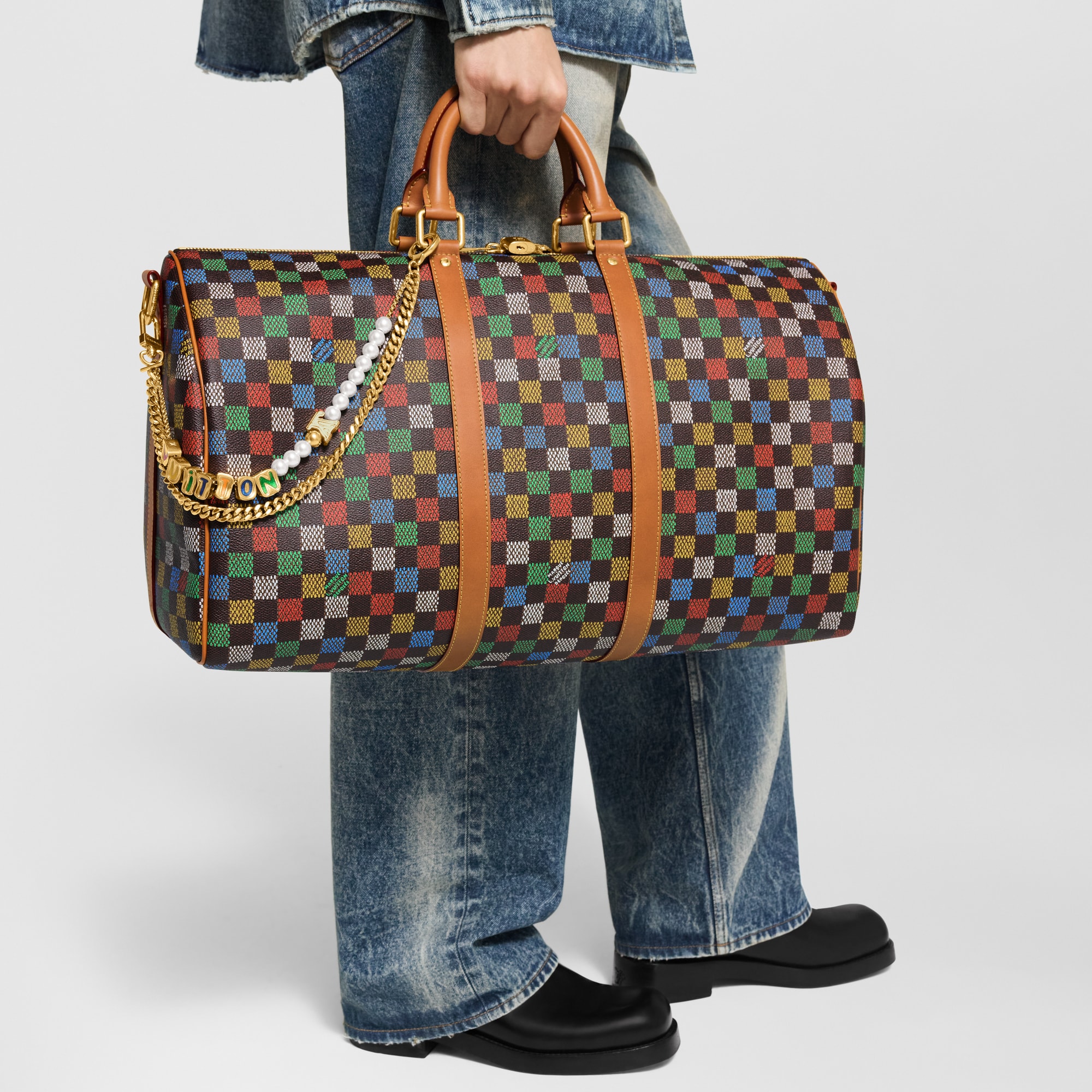 S00 Accessories Key Holders and Bag Charms Vuitton Chain Belt | Louis Vuitton ® (Product zoom)
