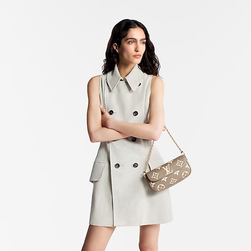 Bicolor Monogram Empreinte Leather Small Leather Goods Wallets on Chain and Nano Bags Wallet On Chain Ivy | Louis Vuitton ® (Product zoom)