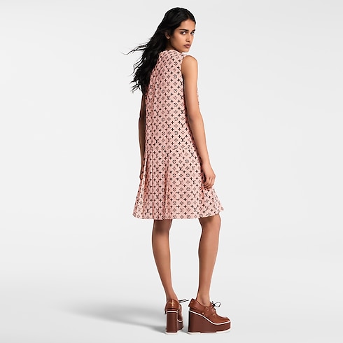 Ready-to-Wear Dresses Washed Monogram Pleat Dress | Louis Vuitton ® (Product zoom)