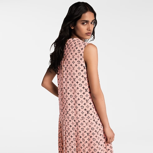 Ready-to-Wear Dresses Washed Monogram Pleat Dress | Louis Vuitton ® (Product zoom)