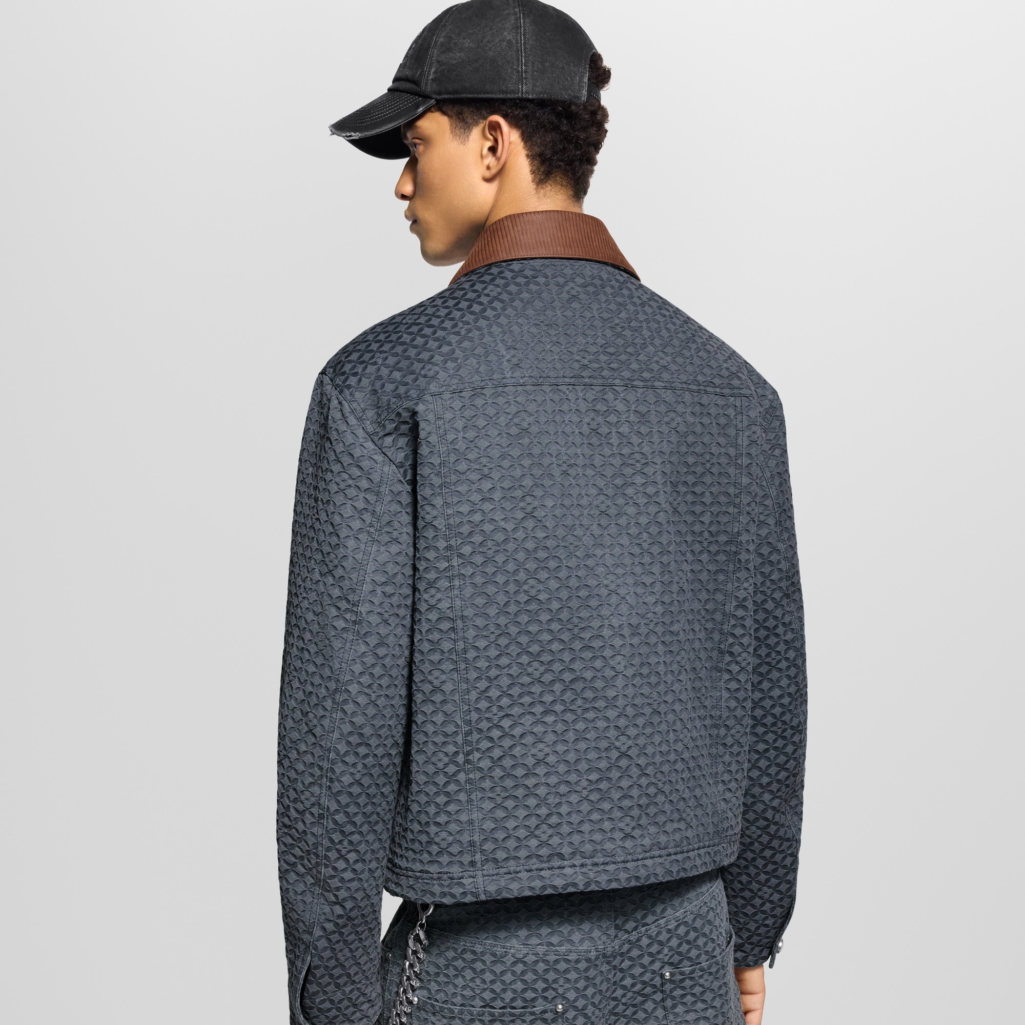  Ready-to-Wear Coats and Outerwear Workwear Blouson | Louis Vuitton ® (Product zoom)