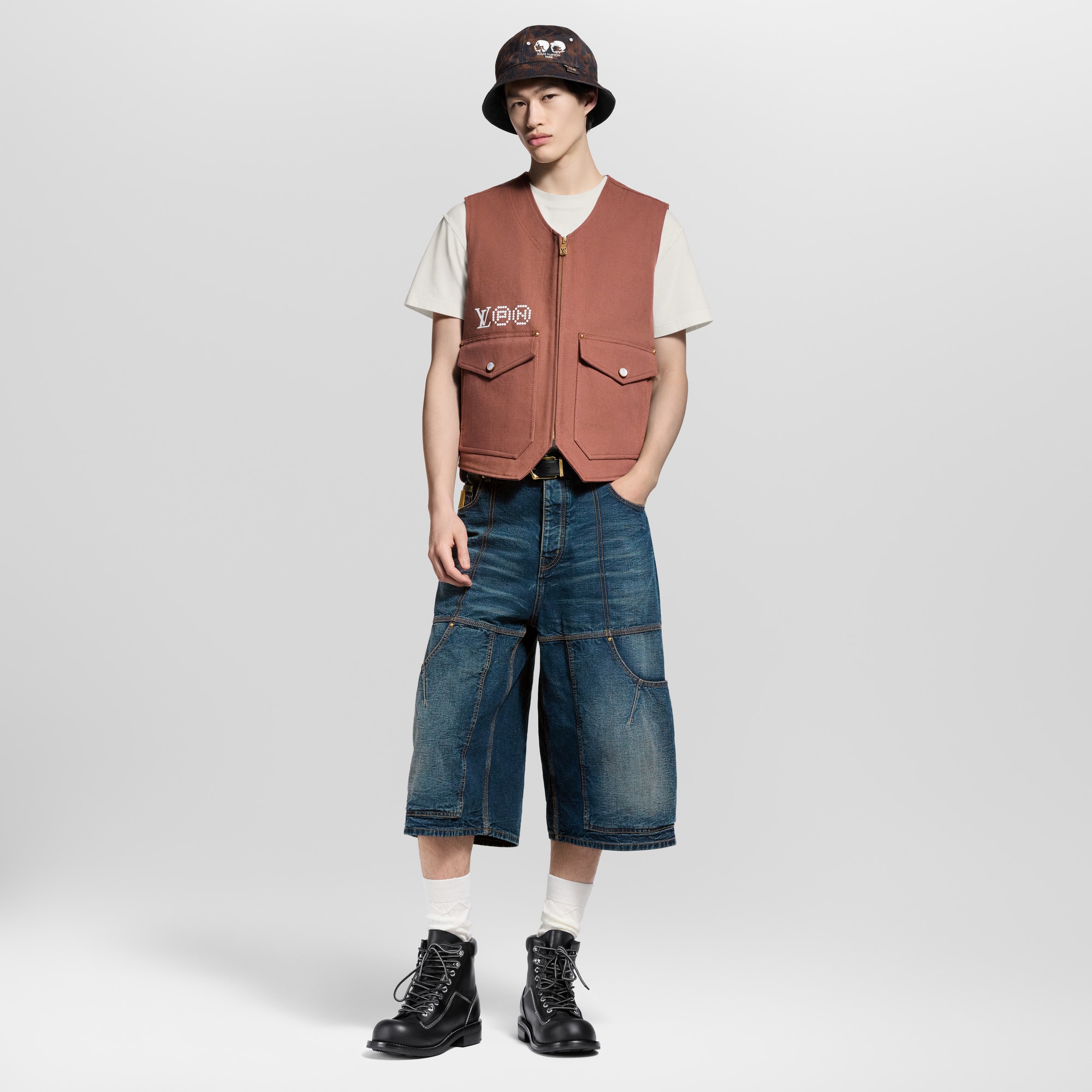  Ready-to-Wear Coats and Outerwear Workwear Gilet | Louis Vuitton ® (Product zoom)
