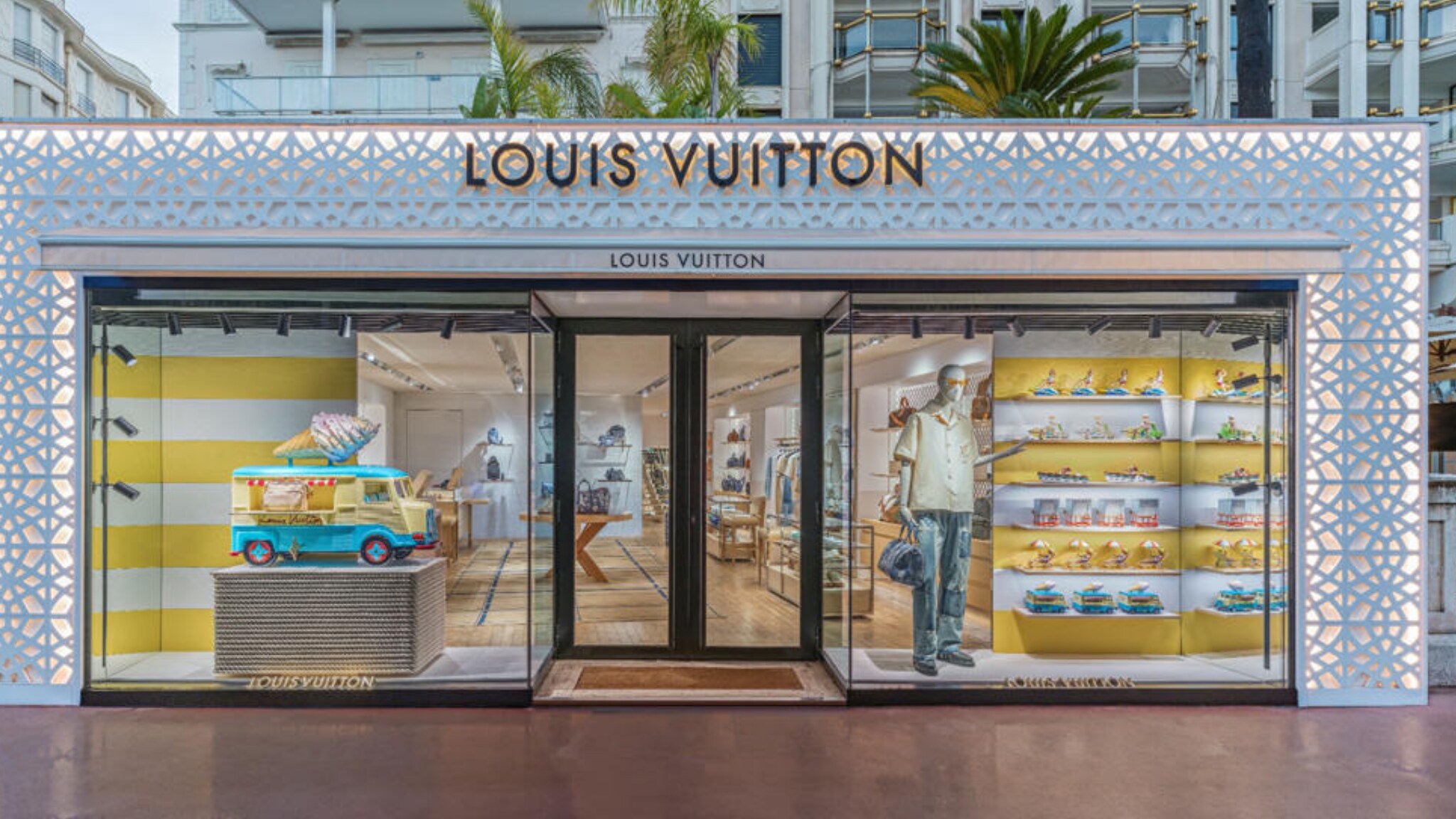 Louis Vuitton Cannes Homme