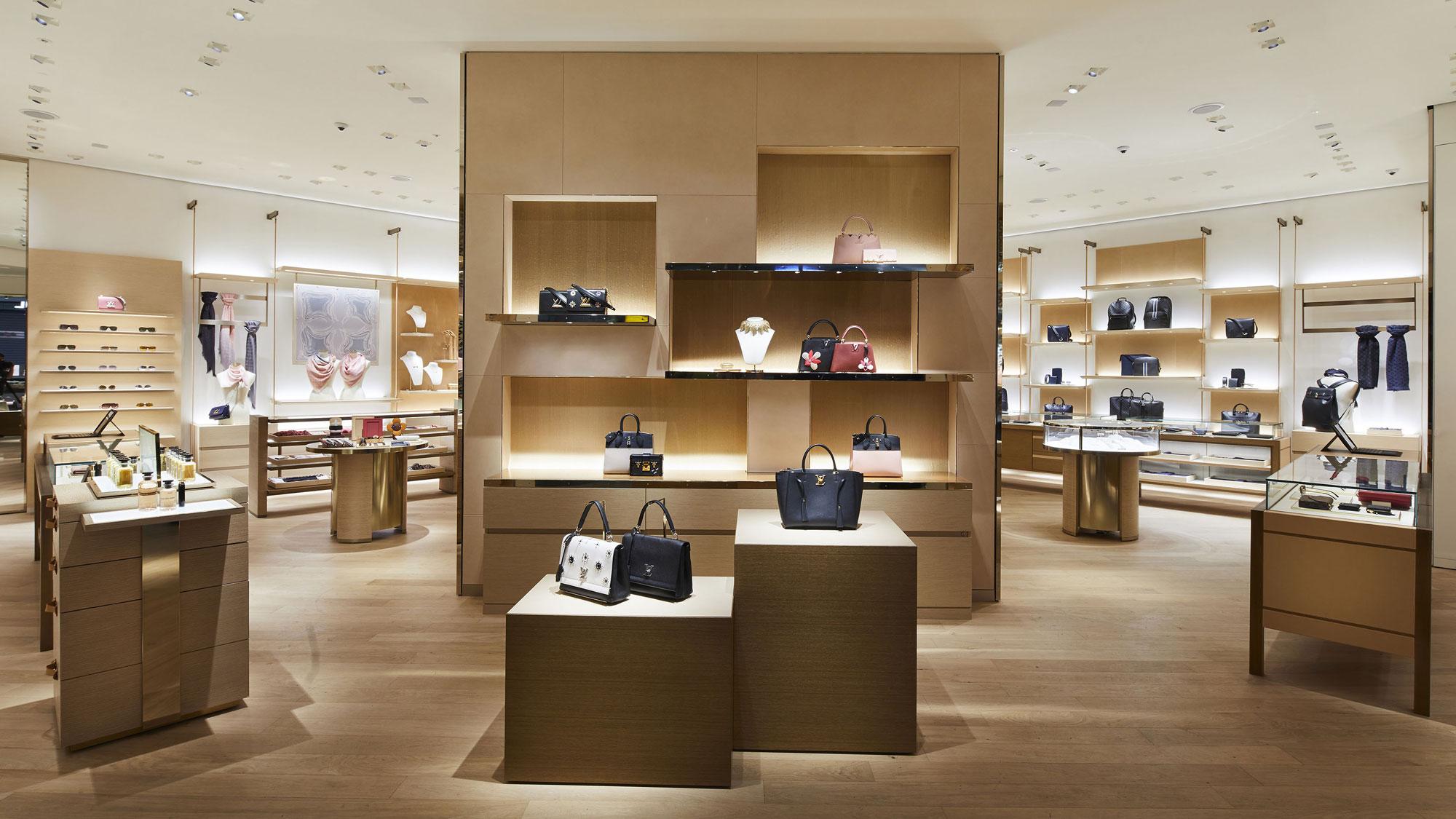 fendi heathrow terminal 5