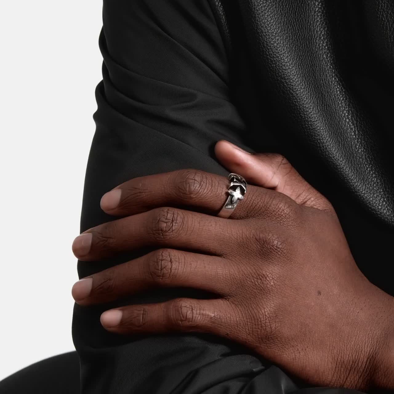 LV Sailor Ring S00 - Men - Fashion Jewelry | LOUIS VUITTON ®